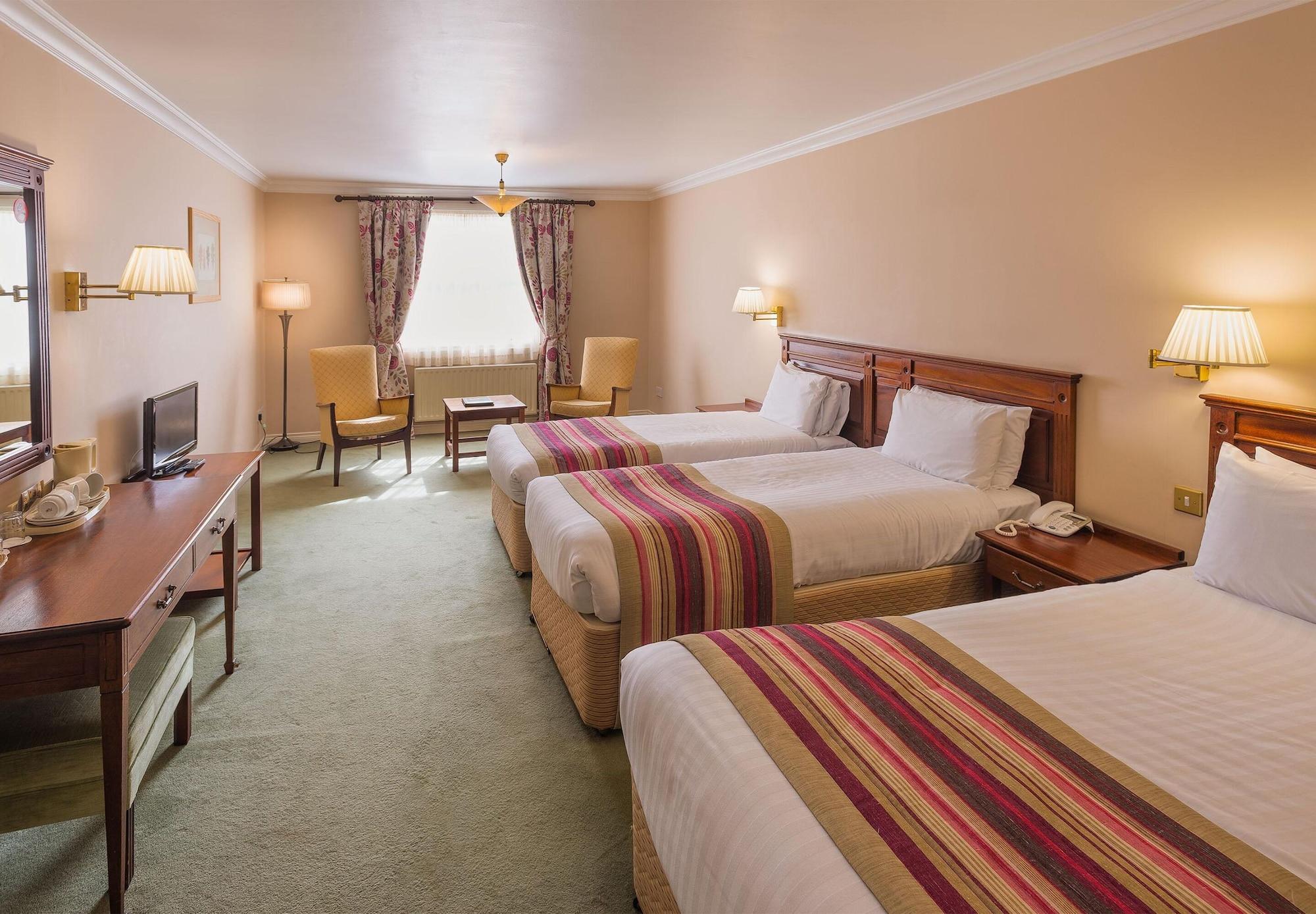 Londonderry Arms Hotel Carnlough Esterno foto