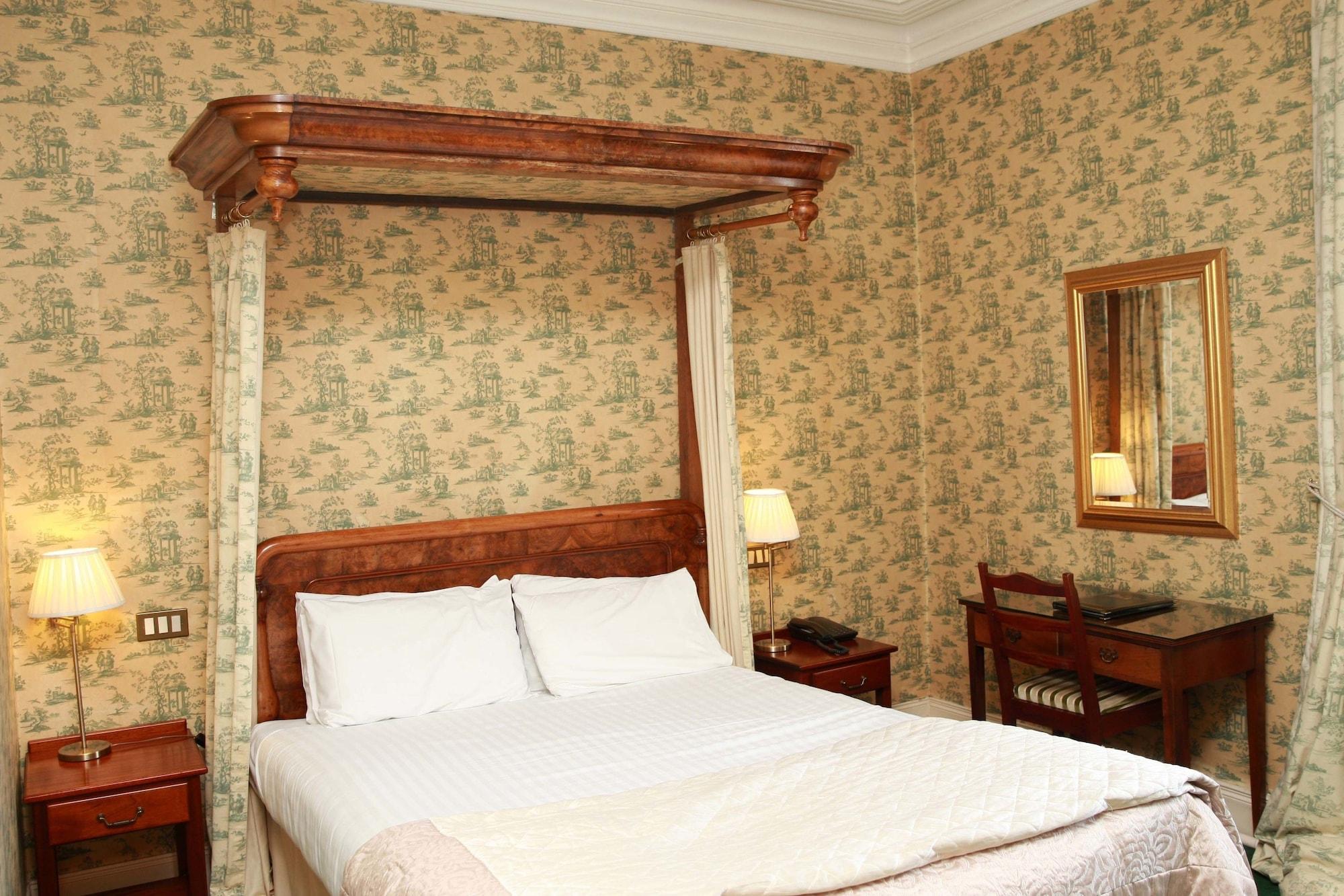 Londonderry Arms Hotel Carnlough Esterno foto