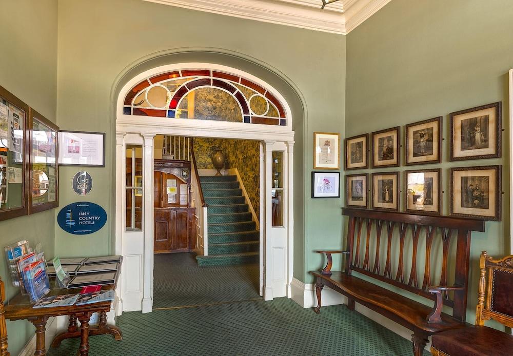 Londonderry Arms Hotel Carnlough Esterno foto