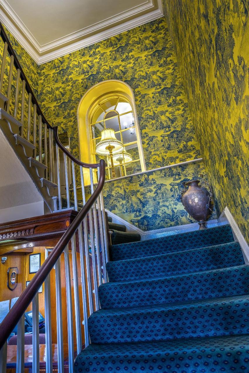 Londonderry Arms Hotel Carnlough Esterno foto