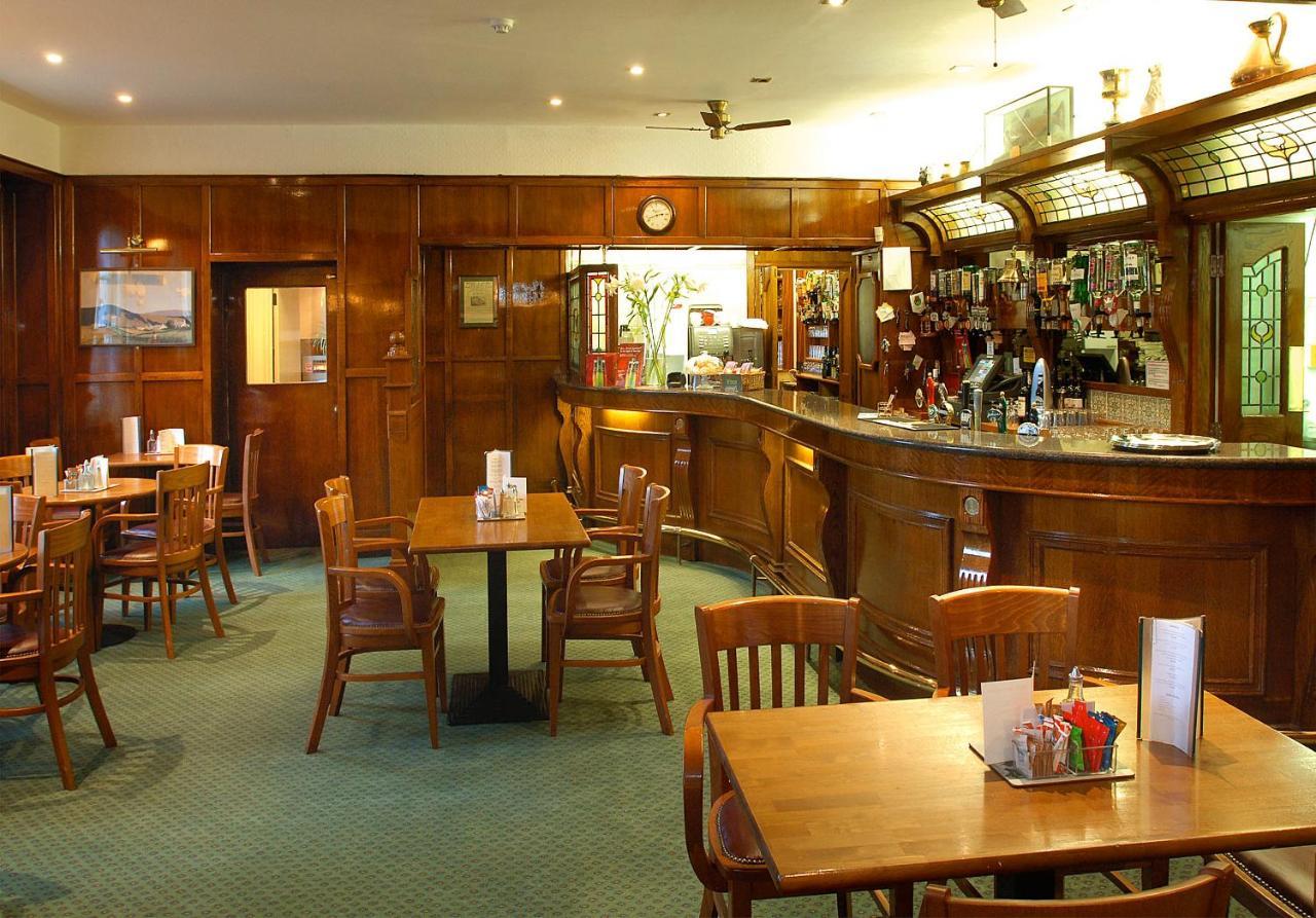 Londonderry Arms Hotel Carnlough Esterno foto