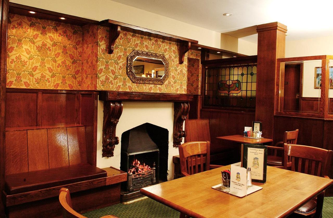 Londonderry Arms Hotel Carnlough Esterno foto